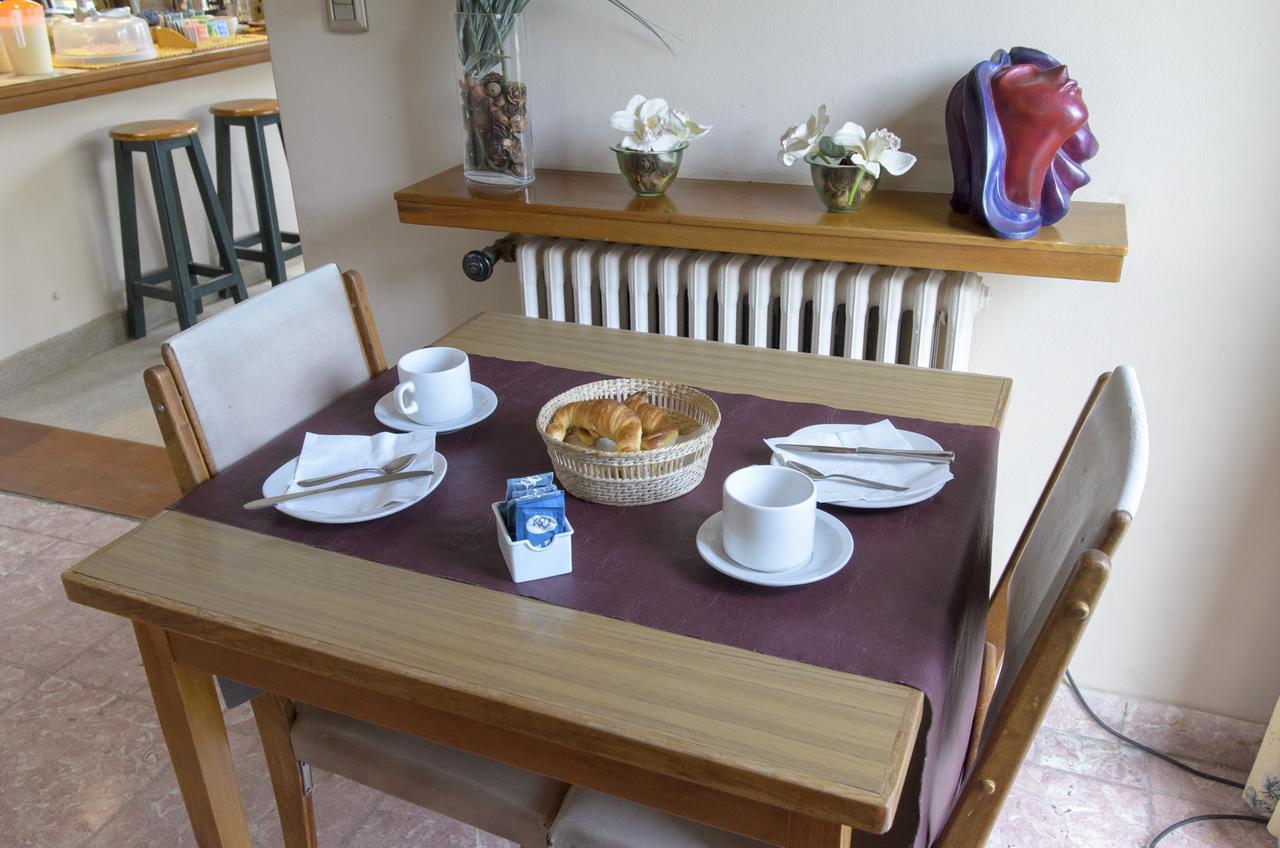 Hotel Marydor La Falda Extérieur photo